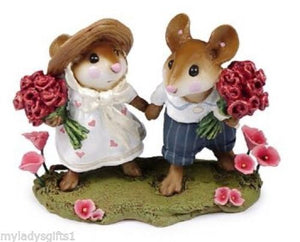 WEE FOREST FOLK LTD STROLLING THROUGH THE SEASONS SPRING RED ROSES