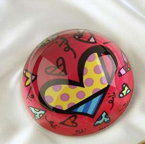 ROMERO BRITTO PAPERWEIGHT RED/PINK WITH HEART DESIGN